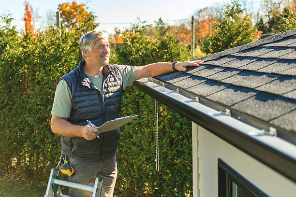 Professional Roof Replacement technician working in Williamsburg, IA